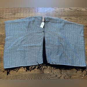 Calvin Klein Reversible Black & Houndstooth Fringe Shawl – One Size – NWT